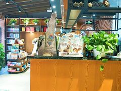 -新华书店(永安路店)