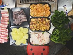 -本味家贵州烤肉&爆浆小豆腐(会展一店)