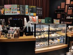 面包甜点陈列柜-星巴克(成都太古里二店)