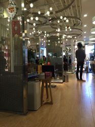 -简法造型·品牌形象店