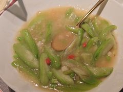 小嫩豆丝瓜配虾仁-秀儿四九城·新京菜(亚运村鸟巢店)