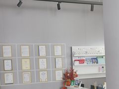 -发茂眼镜·蔡司依视路镜片(镇坪路店)