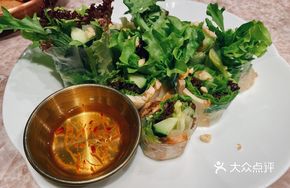 Thai Chicken Spring Rolls