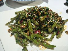 -铜锣湾·有麝自然香(渝北财富中心店)