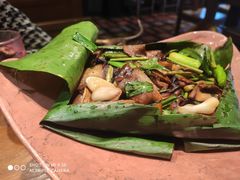 包烧野生牛肝菌-云海肴·汽锅鸡·云南菜(天山百盛优客店)