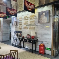 -盘子女人坊生日照·摄影馆(华强店)