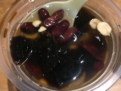 -八婆婆烧仙草(曾厝垵店)