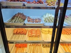 -哈尔滨小酒馆·鲜肉现穿自助烧烤(康新花园店)