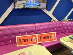 -蓝乐光量贩KTV(浦东禹悦汇店)