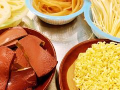 -重庆老火锅王(西安北路店)