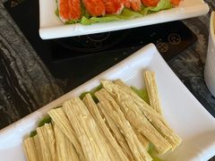 腐竹-云中捞高空旋转餐厅(商茂世纪广场店)