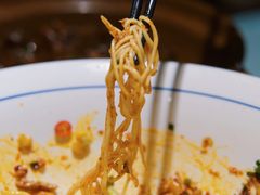 -有红鸡毛店·川菜(建设路店)