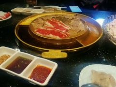 -猪啊牛呀羊啊铜盘烤肉(正大广场店)