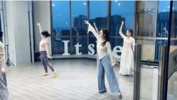 点击看大图 -ITSME舞蹈工作室