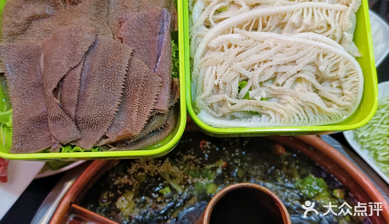 天冷了，就该来一场热腾腾的铜锅涮肉