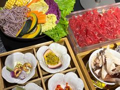 -菌自由丨野生菌火锅特色庭院餐厅(丽江古城店)