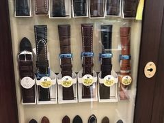 -亨得利名表服务中心(上海湾店)