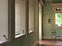 -Nathalie Djurberg与Hans Berg“牛皮纸包裹的月亮”-Prada荣宅当季展览