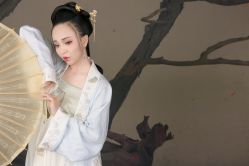 点击看大图 -盘子女人坊古装写真摄影(南京总店)