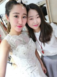 点击看大图 -爱伊人婚纱礼服美妆馆