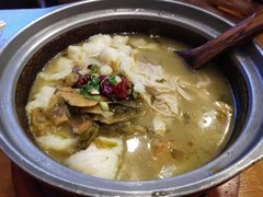 -周鱼小馆石锅酸菜鱼(活力汇店)