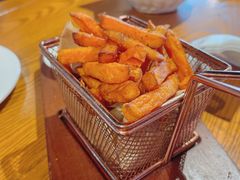 -普兰达德国餐厅·德式脆皮烤猪肘·自酿啤酒(观唐店)