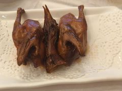 吊烧乳鸽-大天然酒店(军民路店)