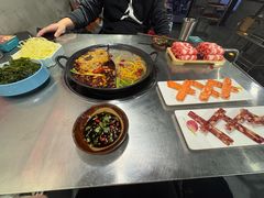 -鹿鸣山草本茶香火锅(园西路店)