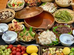 -阿山卓·野生菌火锅·纳西火塘烤肉