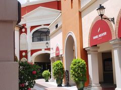 -佛罗伦萨小镇广佛名品奥特莱斯(疏港路店)