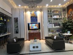 -牙易美口腔(圣堂店)