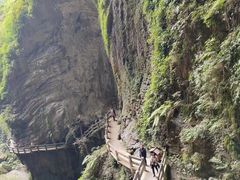 -龙水峡地缝景区