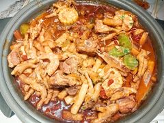 -徐记小怪兽肉蟹煲店(哈西万达金街店)