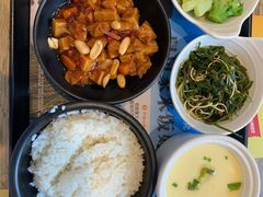 新宫保鸡丁-老娘舅(苏州中心大道西大润发店)