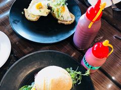-12 Rocks Beach Bar Cafe