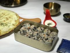 金枪鱼饭团-HOTISLAND海鸡岛·韩国料理(江南西店)