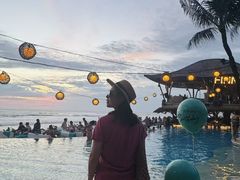 -FINNS Beach Club