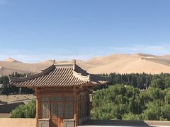 -敦煌山庄摘星阁