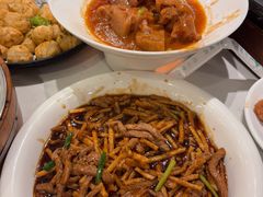 -刘胖子家常菜·蹄花焖藕(中央花园店)