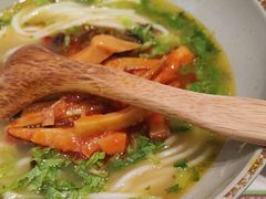 -百春原湖南牛肉粉(百联世纪店)
