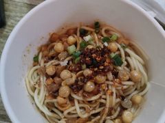 -味珍粉面馆(虎泉购物广场店)