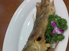 -鹤鸣嘉印象饭店(东市场小区店)