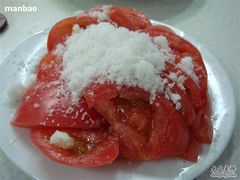 糖拌西红柿-大槐树烤肉馆