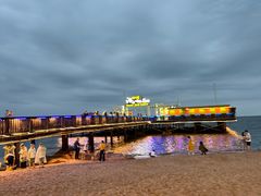 -北戴河碧螺塔海上酒吧公园