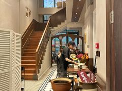 -CowCow其其·牛杂咖啡公司(六运店)