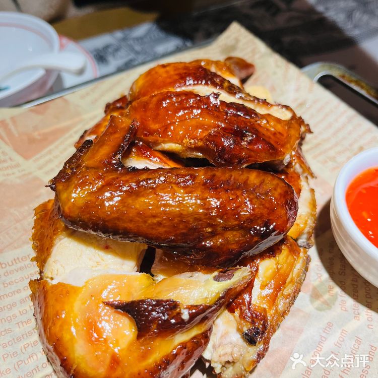 氛围感拉满的一家江南菜馆[调皮]很有客栈风