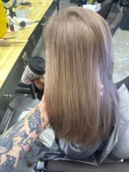 -藤野造型烫发染发