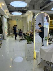 -虫二·专注健康烫染沙龙