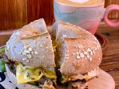 -Catch Bagel(芳草地店)