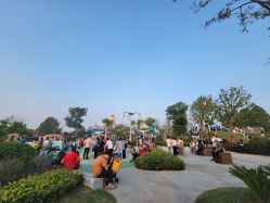 -季高兔窝窝亲子园(上海薰衣草公园店)